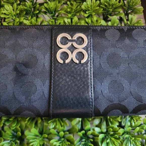 Coach Julia Black Logo Zip Accordion Wallet Zip Around - Picture 3 of 11